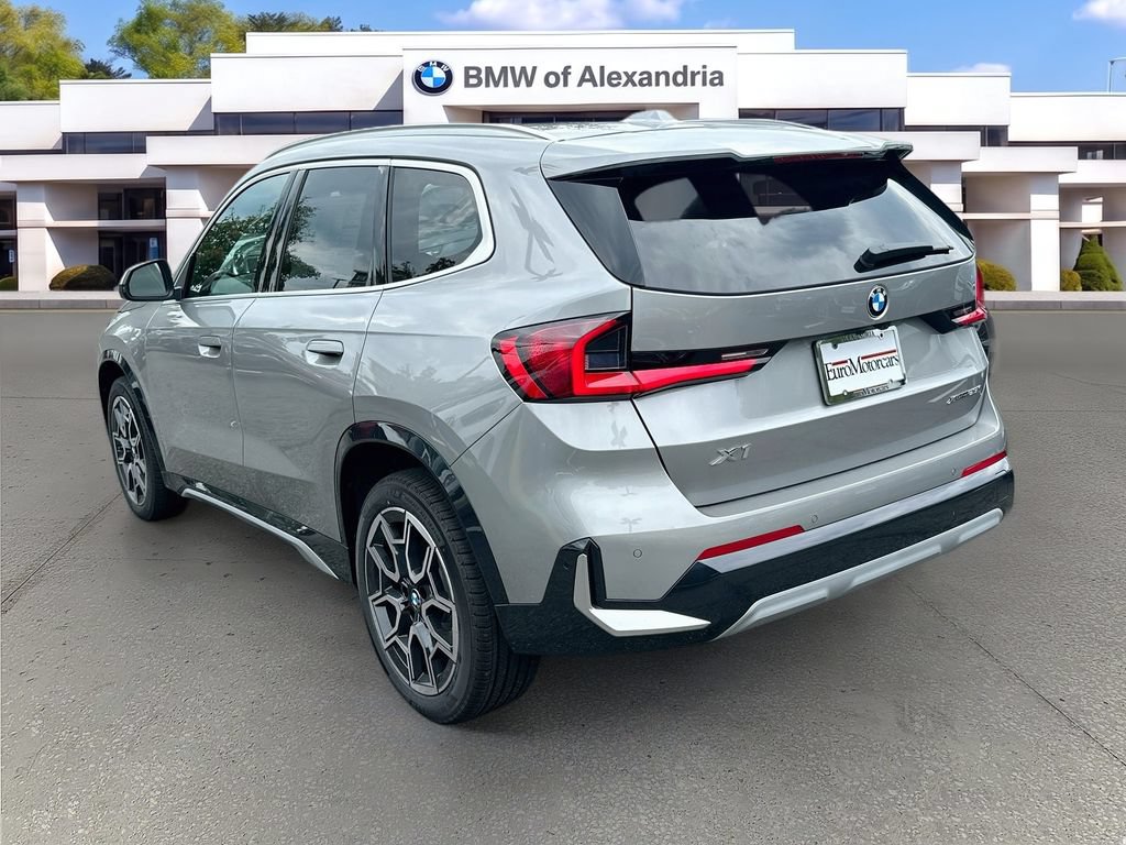 New 2026 BMW X1 xDrive28i w/ Technology Package AWD/4WD image 7
