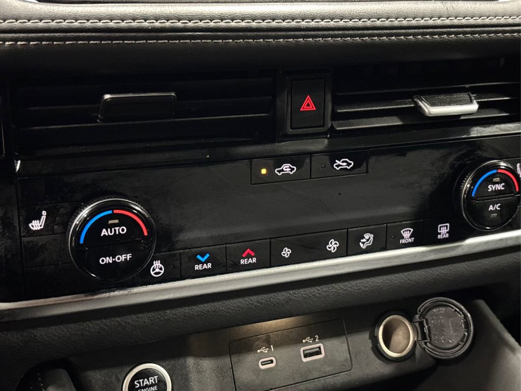 Used 2021 Nissan Rogue SL w/ Premium Package image 25