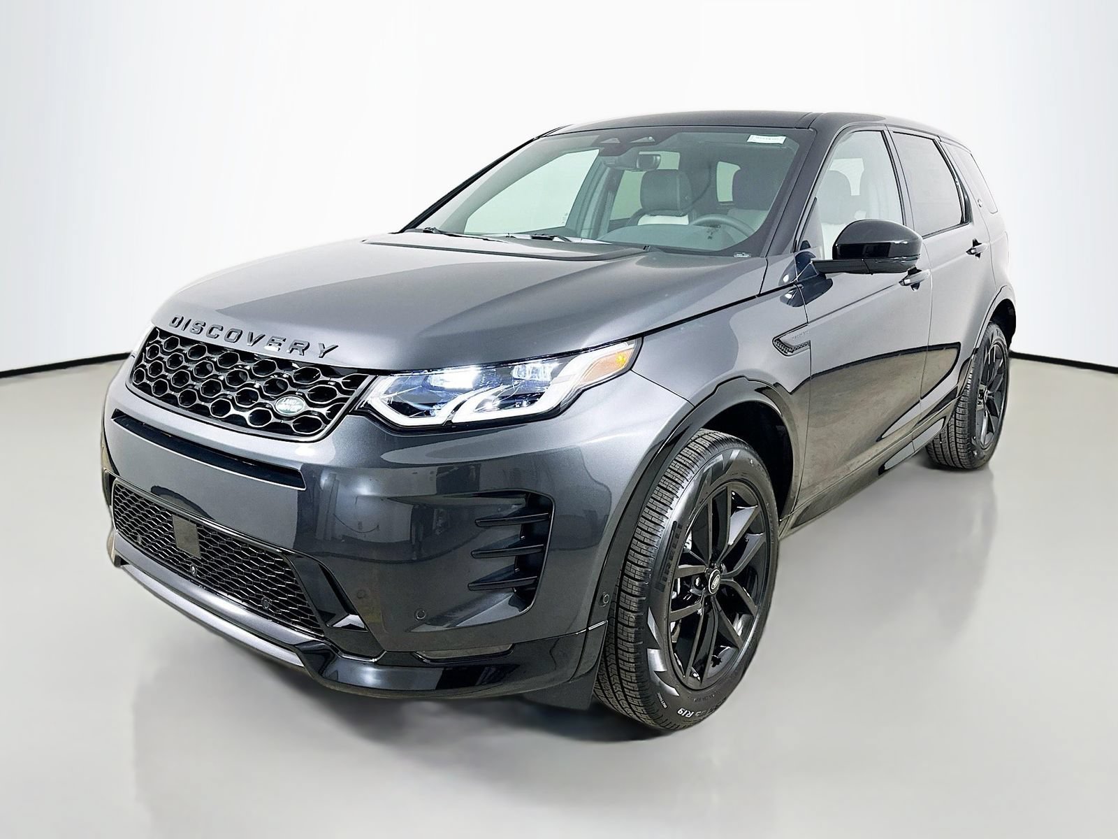 New 2026 Land Rover Discovery Sport Landmark AWD/4WD image 1