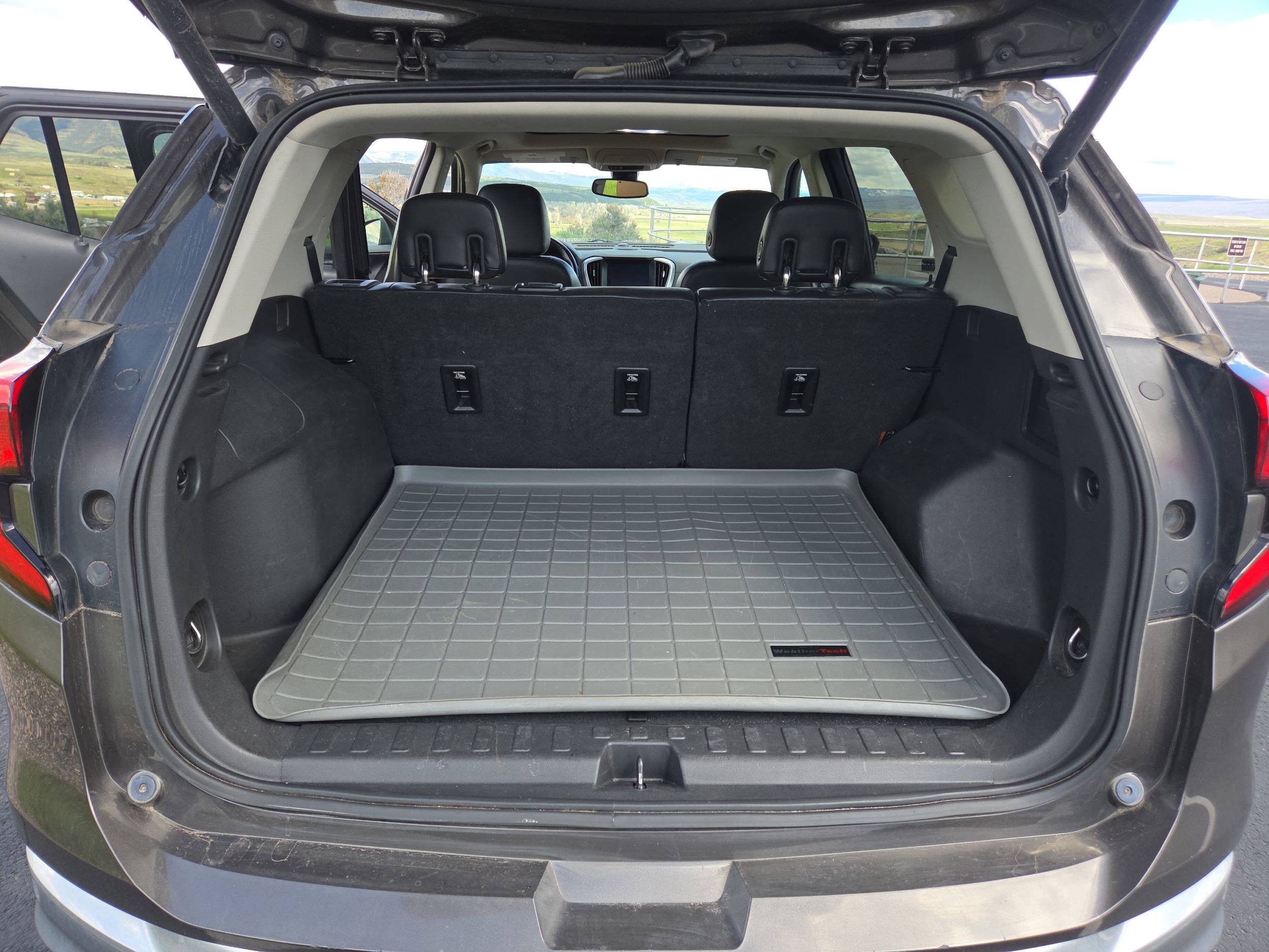 Used 2019 GMC Terrain SLT w/ Infotainment Package II AWD/4WD image 11