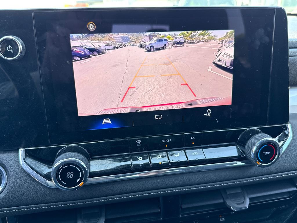 Used 2023 Chevrolet Colorado LT AWD/4WD image 29