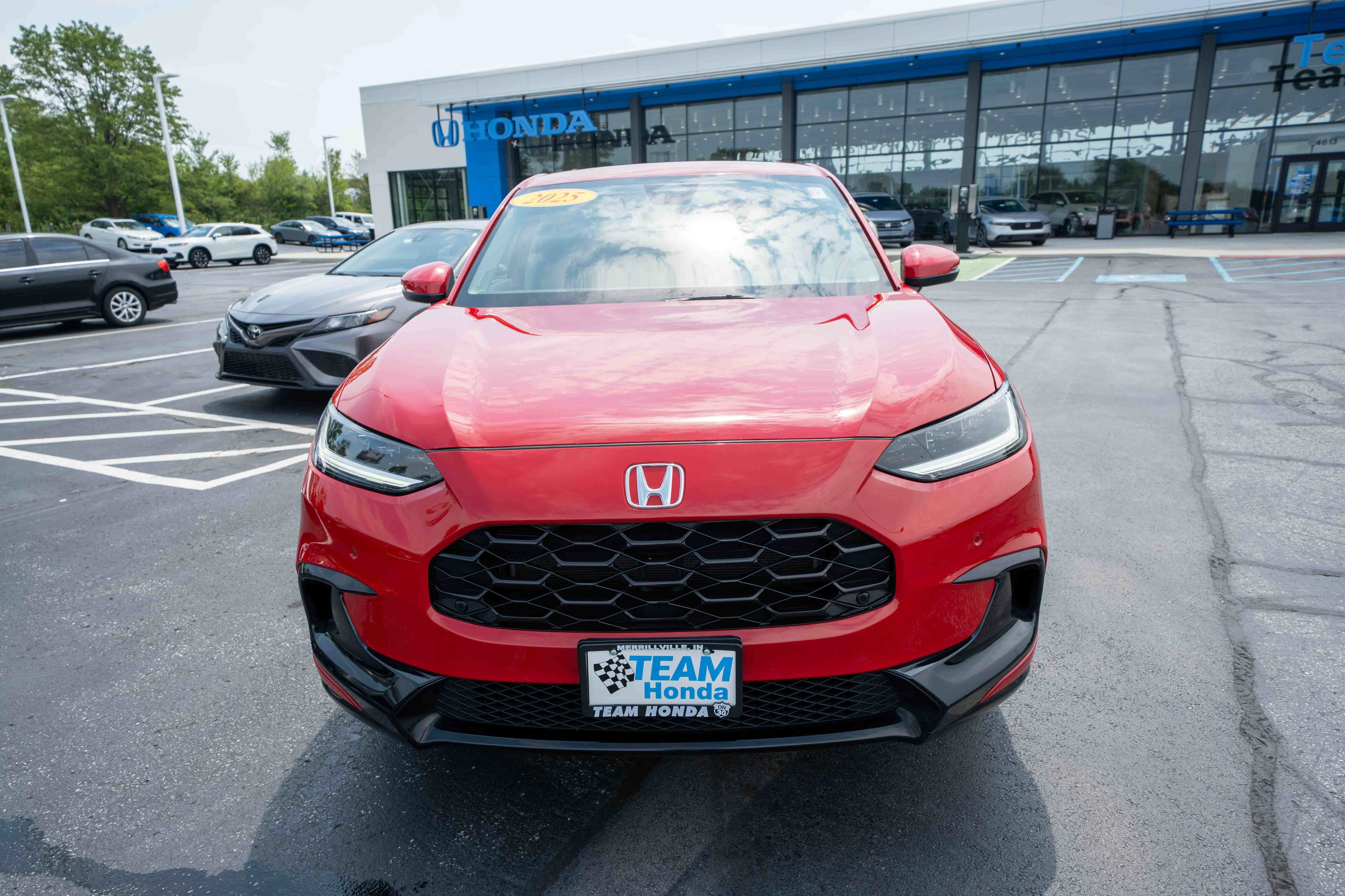 Certified 2025 Honda HR-V EX-L image 2