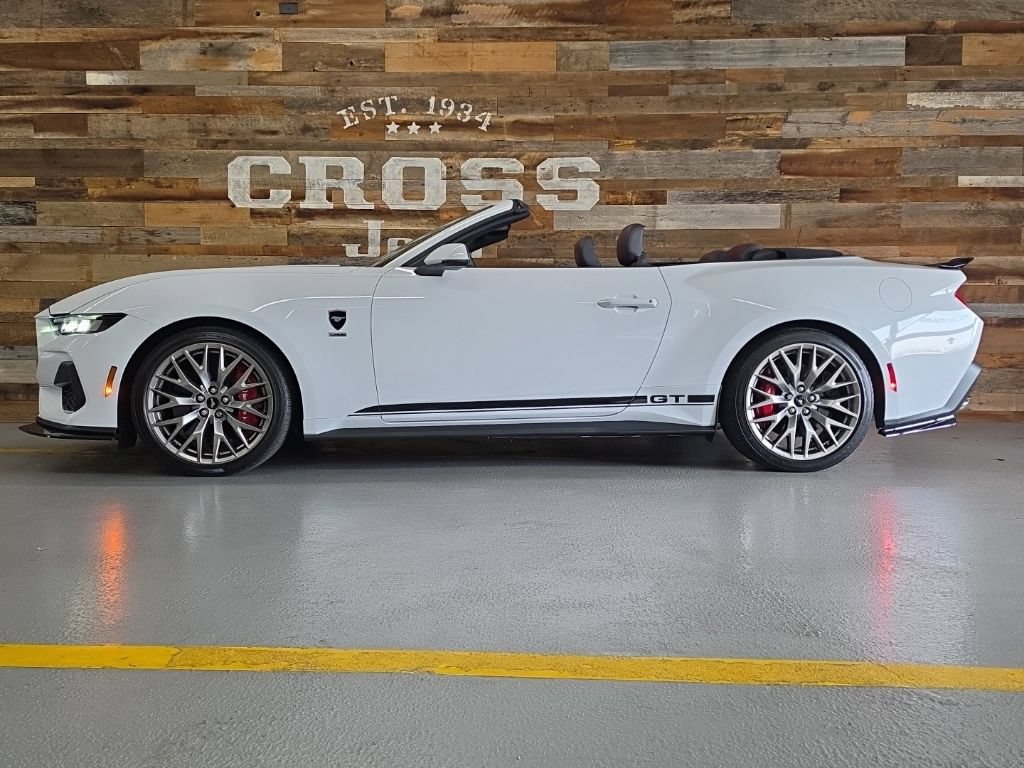 Used 2024 Ford Mustang GT Premium RWD image 2