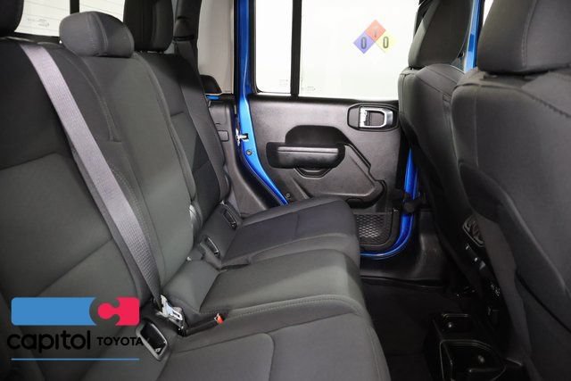 Used 2023 Jeep Gladiator Sport AWD/4WD image 27