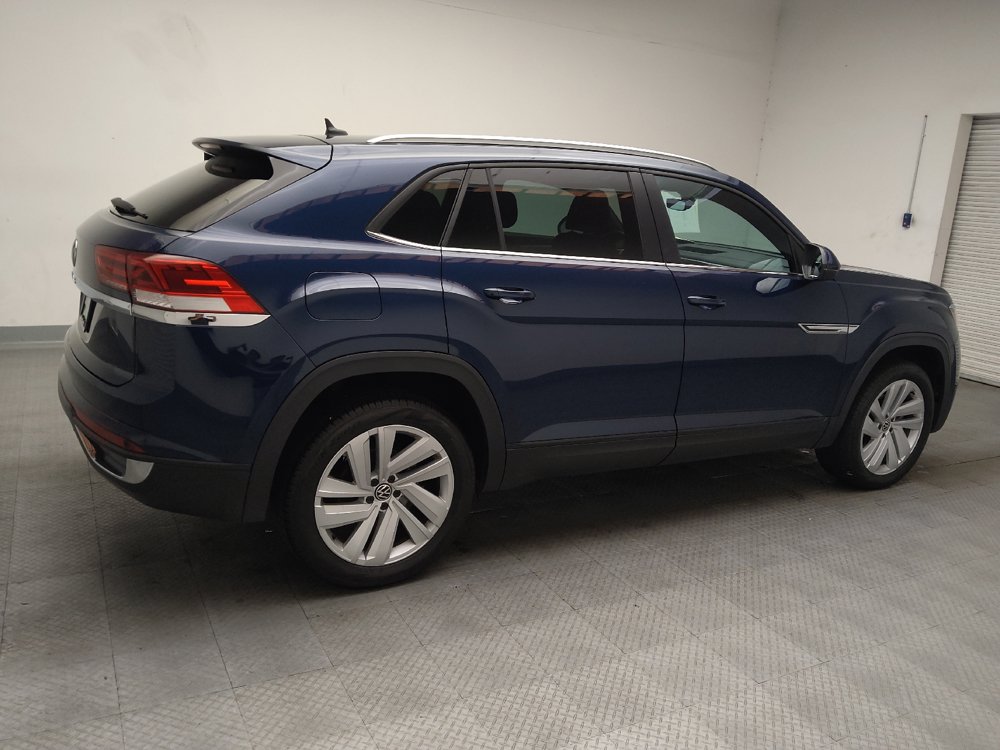 Used 2023 Volkswagen Atlas Cross Sport SE w/ Panoramic Sunroof Package FWD image 10
