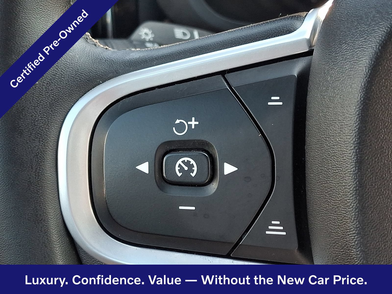 Certified 2022 Volvo XC60 B5 Momentum w/ Advanced Package AWD/4WD image 22
