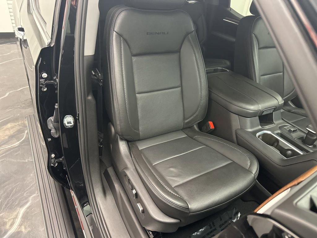 Used 2023 GMC Sierra 1500 Denali w/ Denali Reserve Package image 9