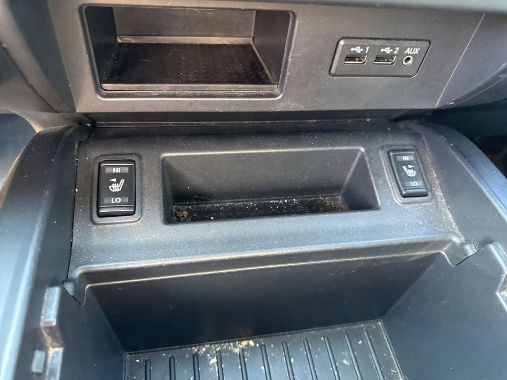 Used 2019 Nissan Titan SL w/ Midnight Edition AWD/4WD image 21