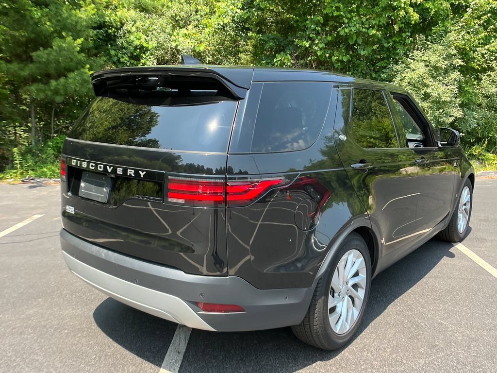 Used 2024 Land Rover Discovery S AWD/4WD image 5