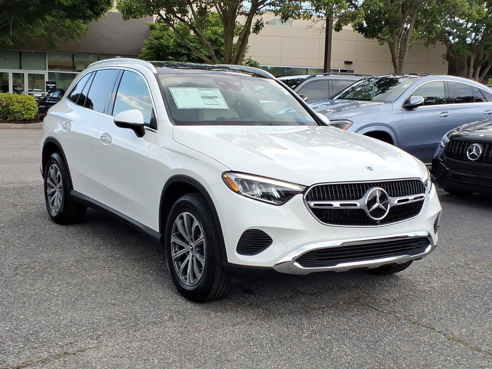 New 2026 Mercedes-Benz GLC 300 image 3