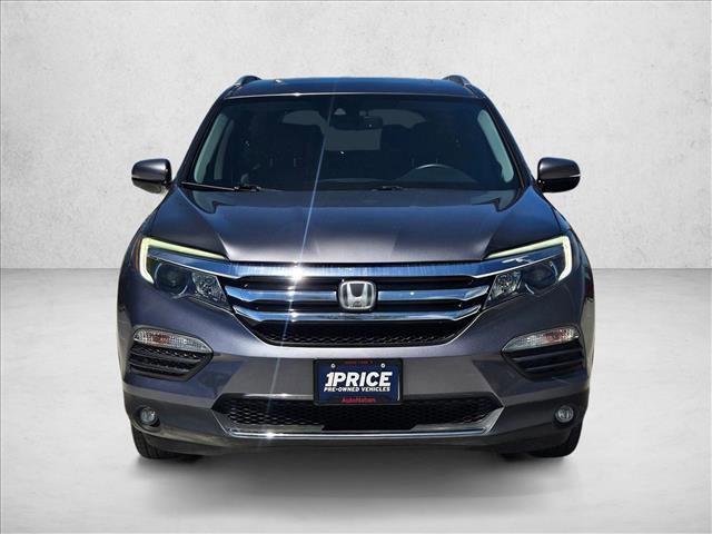 Used 2017 Honda Pilot Touring video 2