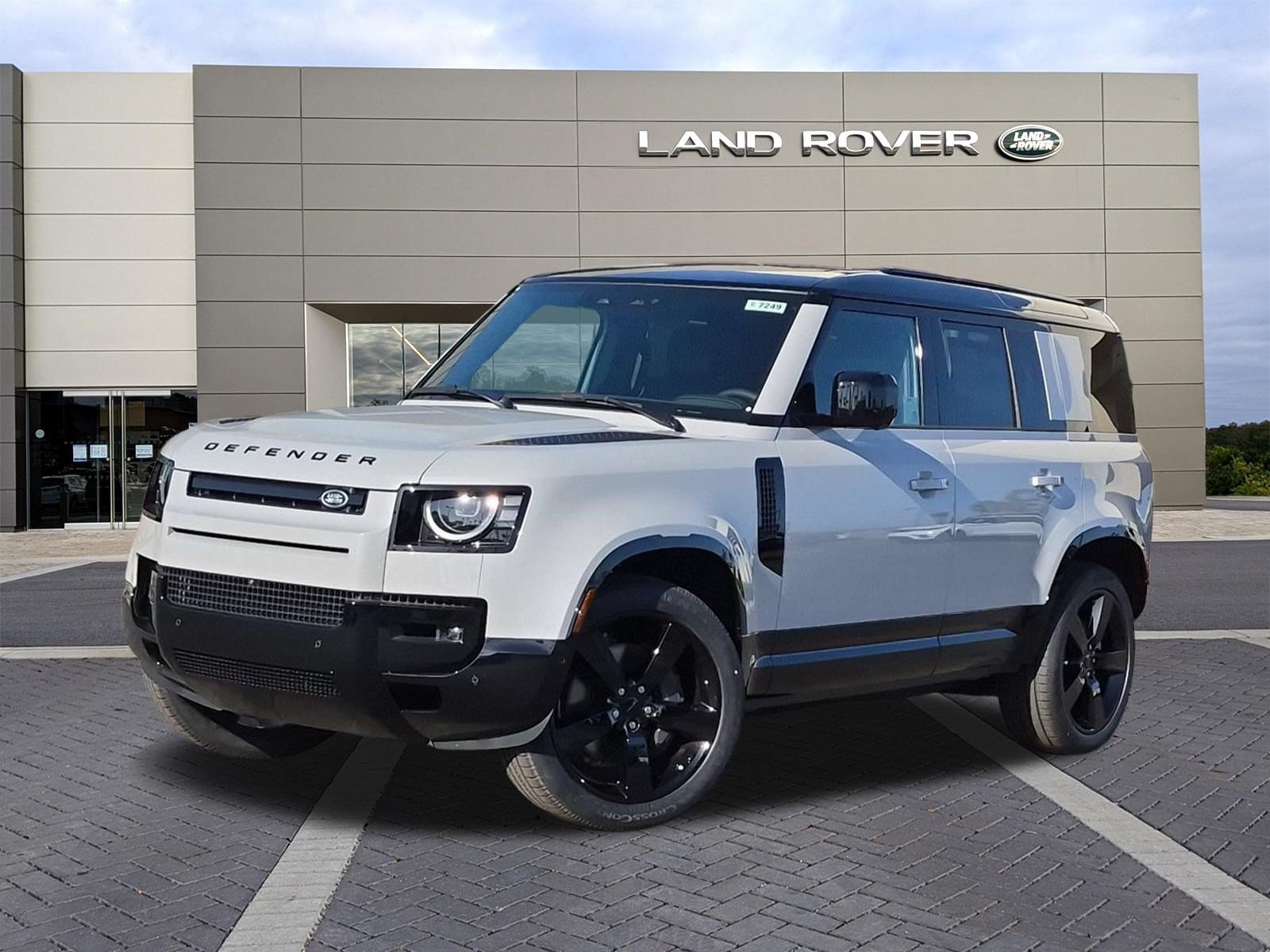 New 2026 Land Rover Defender 110 X-Dynamic SE AWD/4WD image 1