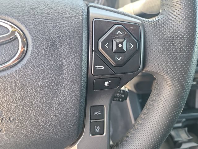 Used 2020 Toyota Tacoma TRD Sport AWD/4WD image 23