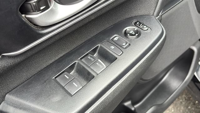 Used 2019 Honda CR-V EX image 25