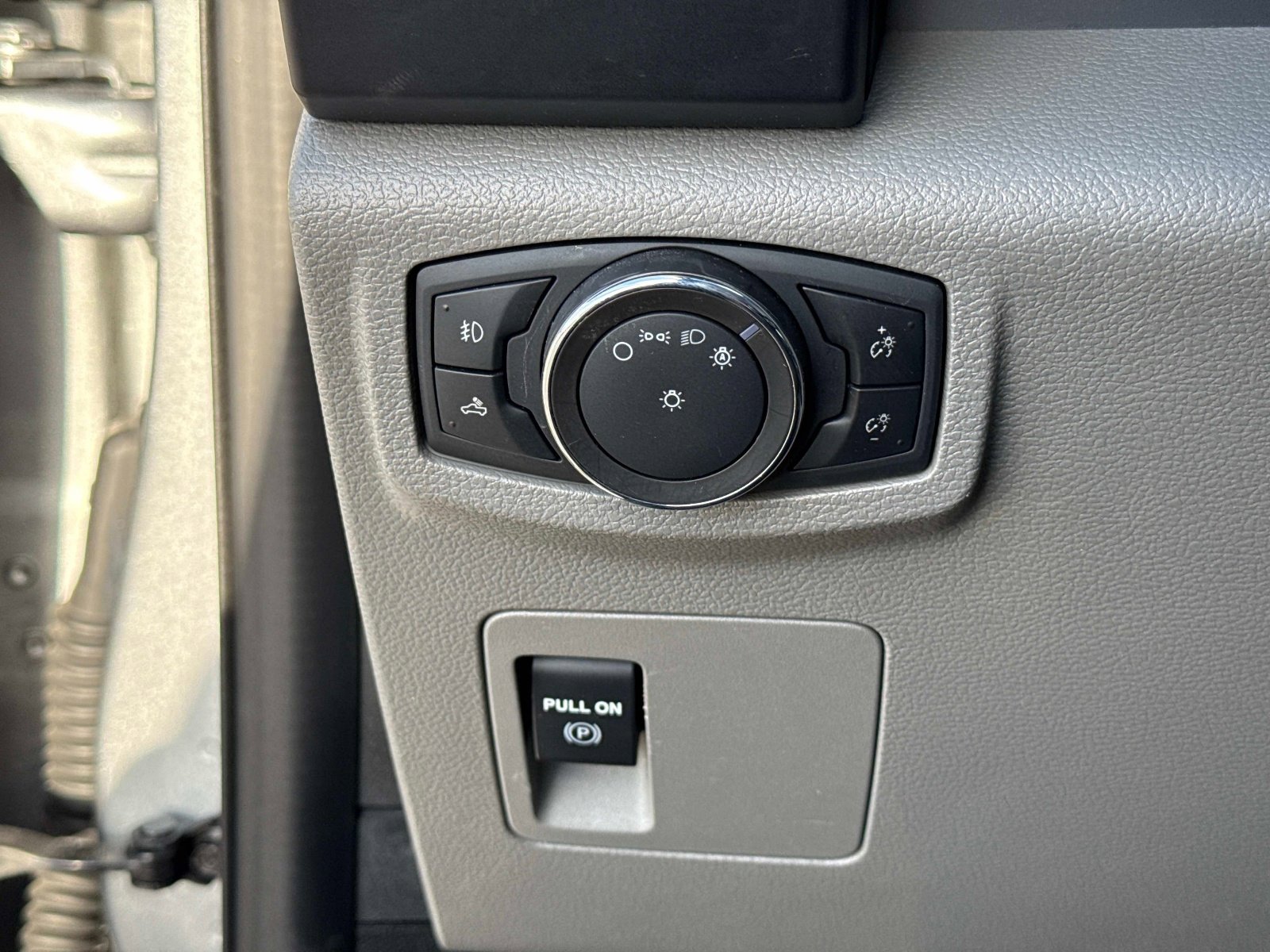 Used 2020 Ford F150 XL w/ Equipment Group 101A Mid image 31