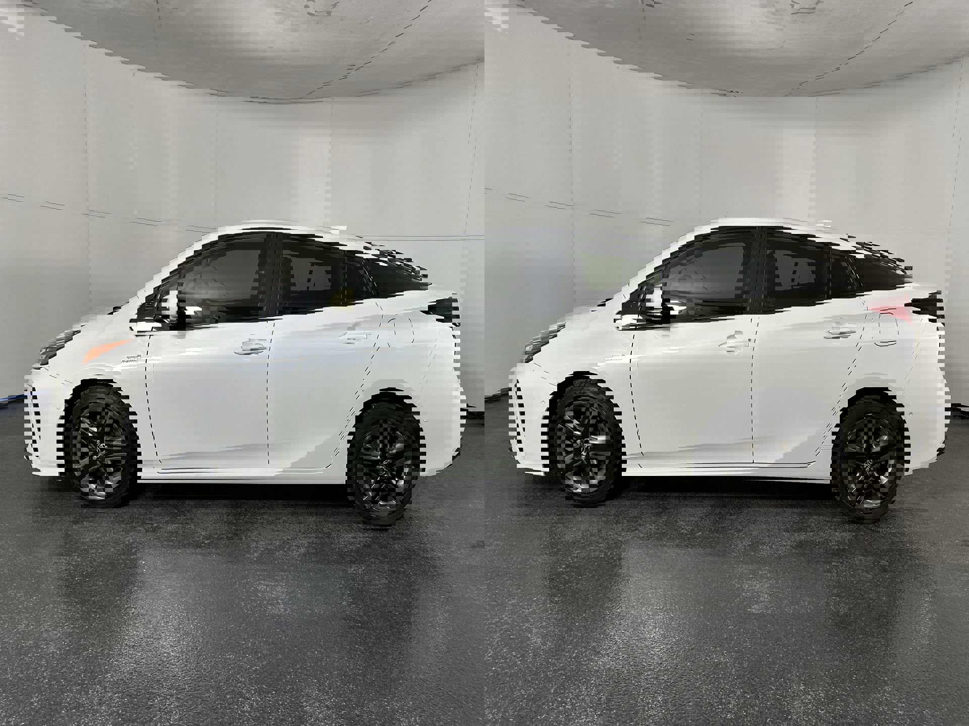 Used 2019 Toyota Prius Limited image 7