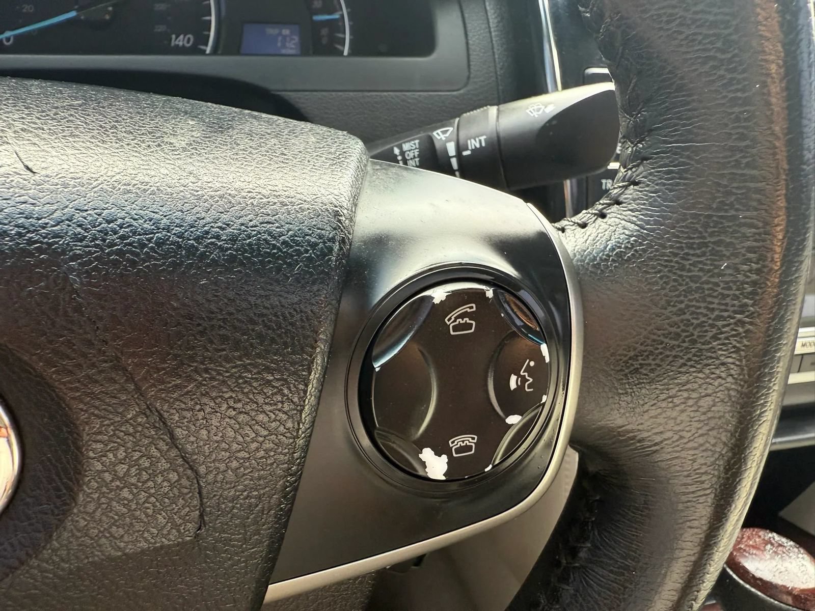 Used 2012 Toyota Camry XLE FWD image 26