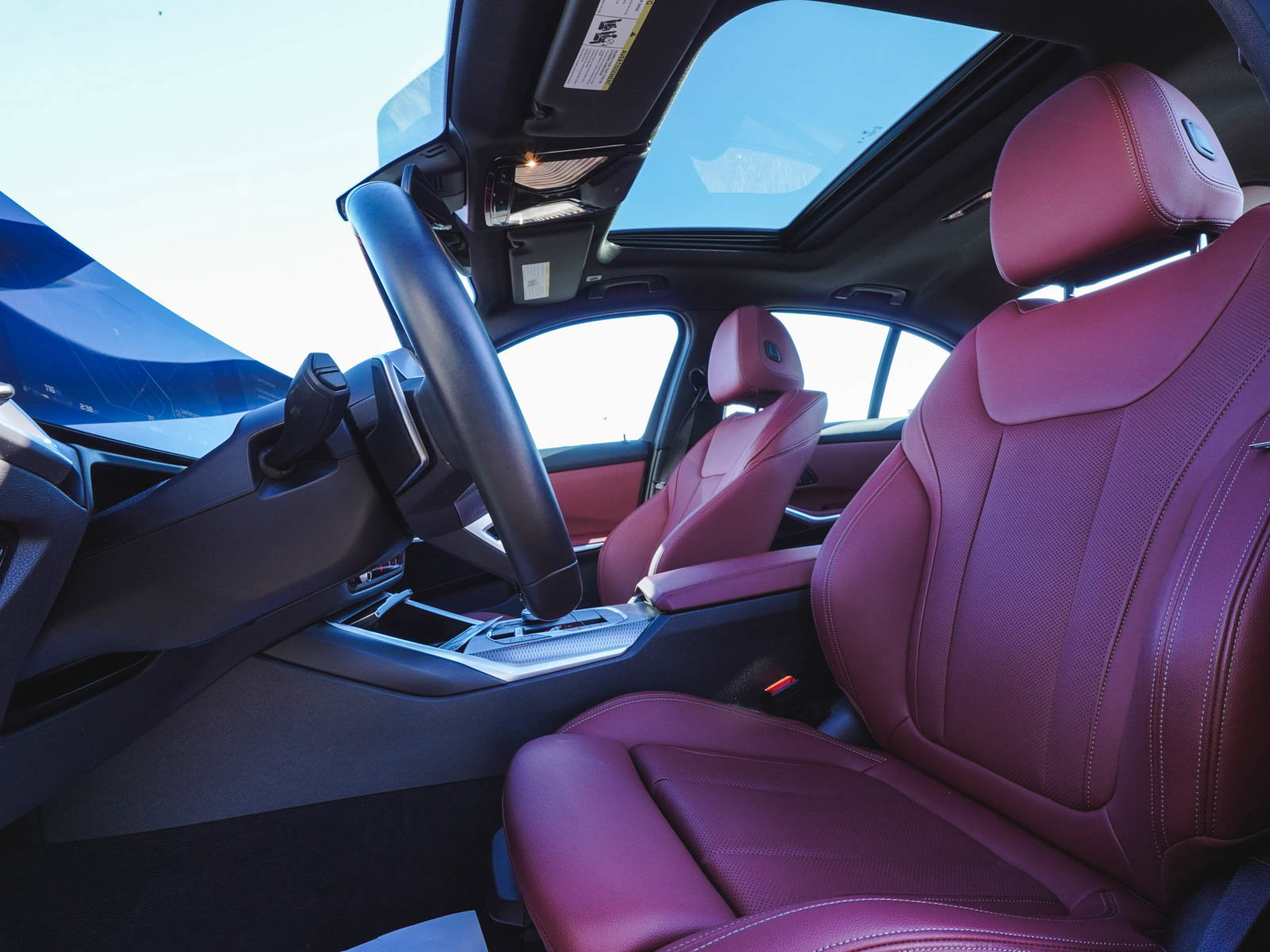 Used 2025 BMW M340i xDrive image 33