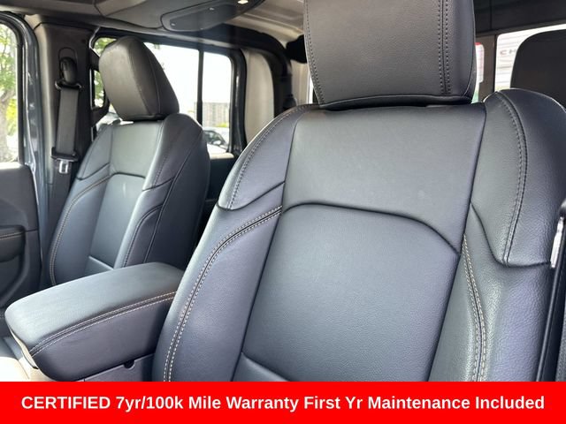 Used 2025 Jeep Gladiator Sport AWD/4WD image 18