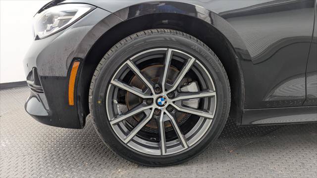 Used 2021 BMW 330i xDrive Sedan w/ Convenience Package AWD/4WD image 27