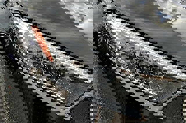 Certified 2025 Mercedes-Benz GLC 300 4MATIC image 35