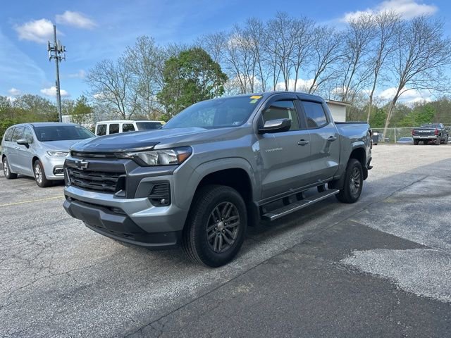 Used 2024 Chevrolet Colorado LT w/ LT Convenience Package image 7