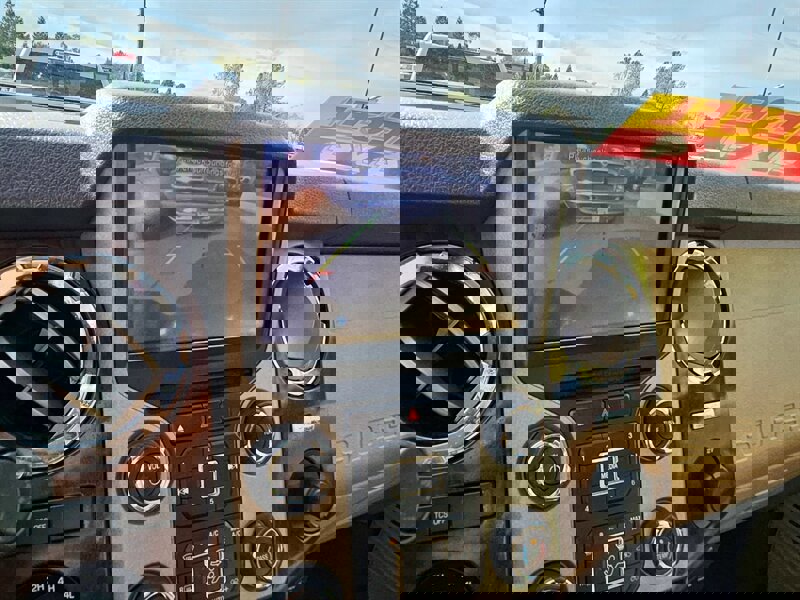 Used 2013 Ford F450 Lariat w/ Lariat Ultimate Pkg image 21