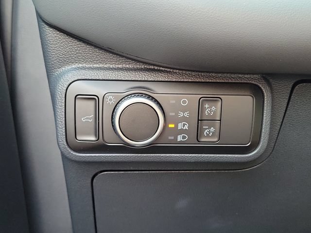 Used 2026 Ford Explorer Active RWD image 15