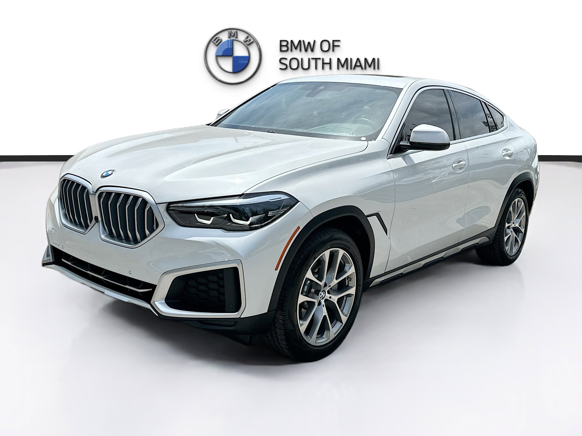 Used 2022 BMW X6 xDrive40i AWD/4WD image 3