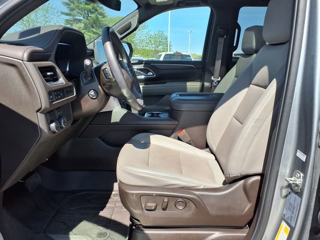 Used 2023 Chevrolet Tahoe LT w/ LT Signature Plus Package image 3