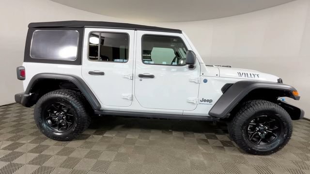 Used 2024 Jeep Wrangler Unlimited AWD/4WD image 3