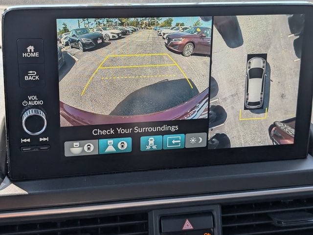 Used 2025 Honda Pilot Black Edition image 35