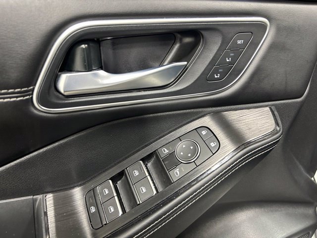 Used 2024 Nissan Rogue Platinum w/ Platinum Premium Package AWD/4WD image 23