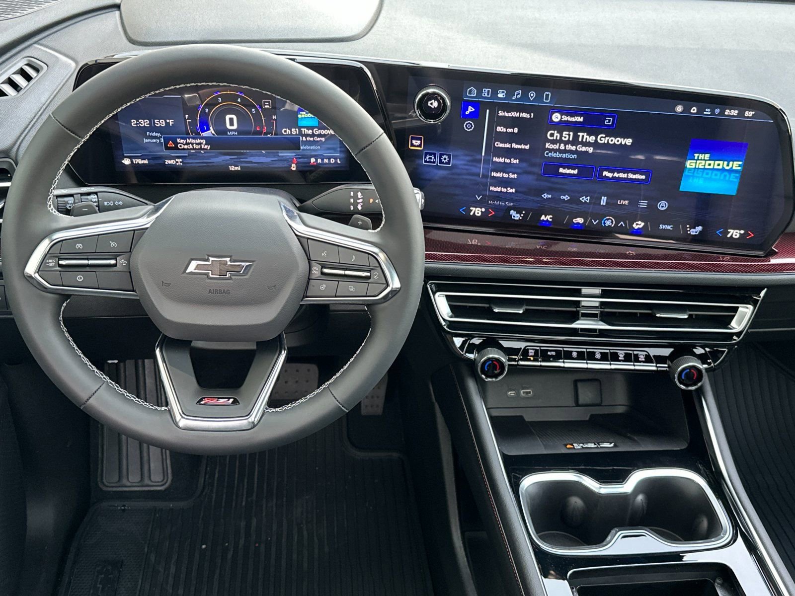 New 2026 Chevrolet Traverse Z71 w/ Driver Confidence Package image 16