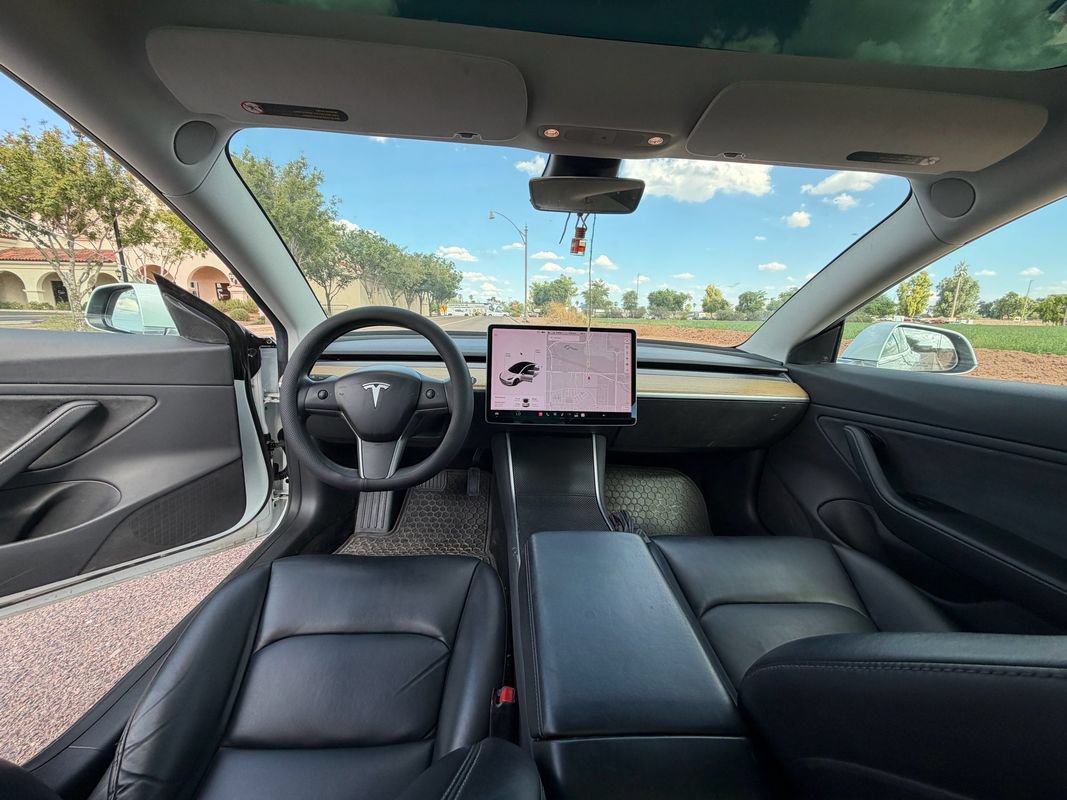 Used 2019 Tesla Model 3 Standard Range RWD image 11