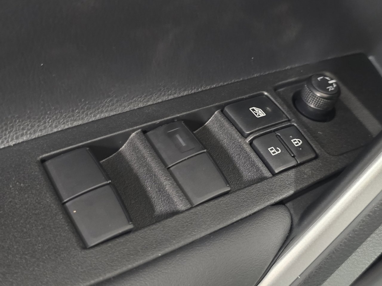 New 2026 Toyota Corolla Cross LE image 22