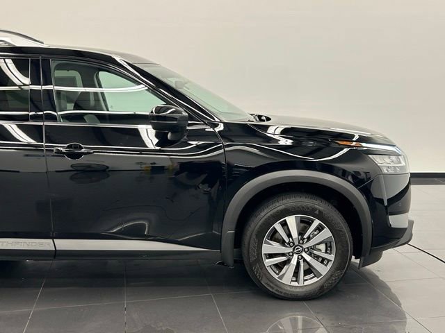 Certified 2024 Nissan Pathfinder SL image 15