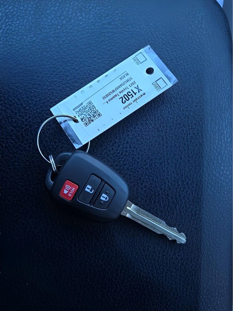 Used 2023 Toyota Tacoma SR image 27