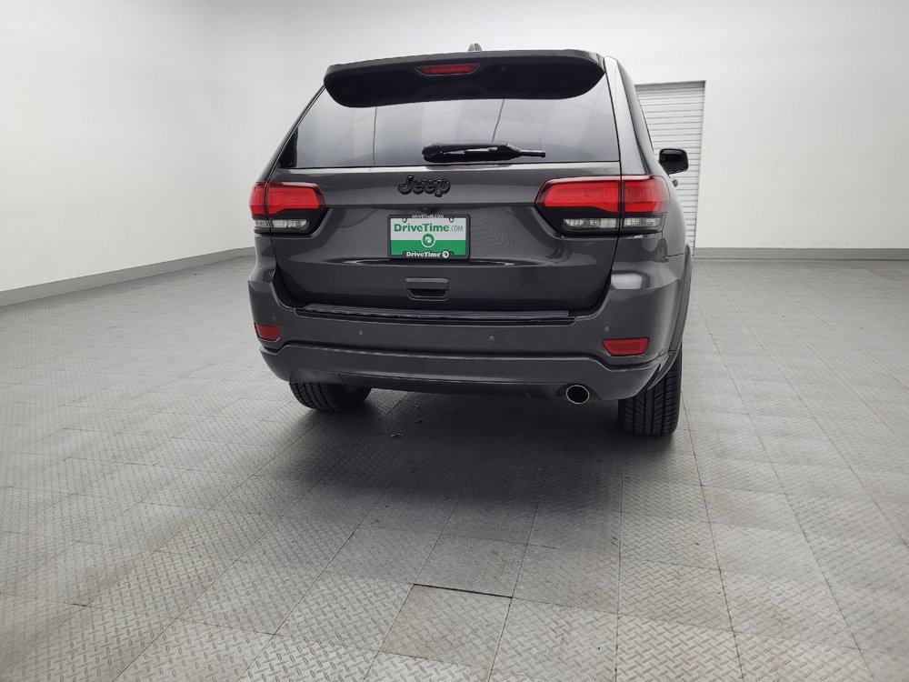 Used 2018 Jeep Grand Cherokee Altitude image 7
