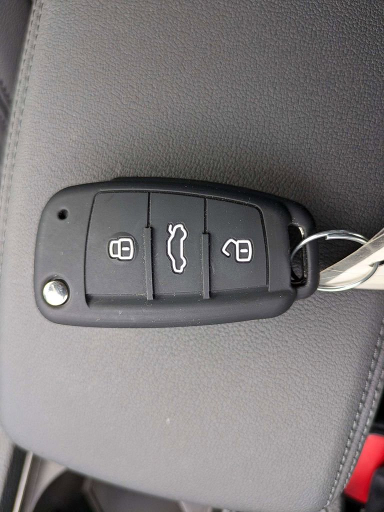 Used 2021 Audi Q3 2.0T Premium w/ Convenience Package image 33