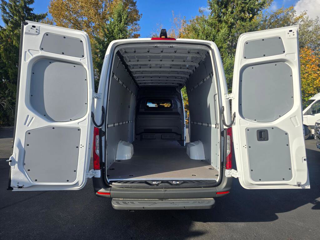 New 2026 Mercedes-Benz Sprinter 3500 image 14
