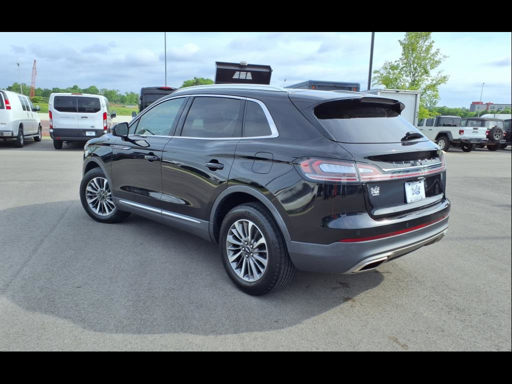 Used 2022 Lincoln Nautilus AWD w/ Premium Package image 26