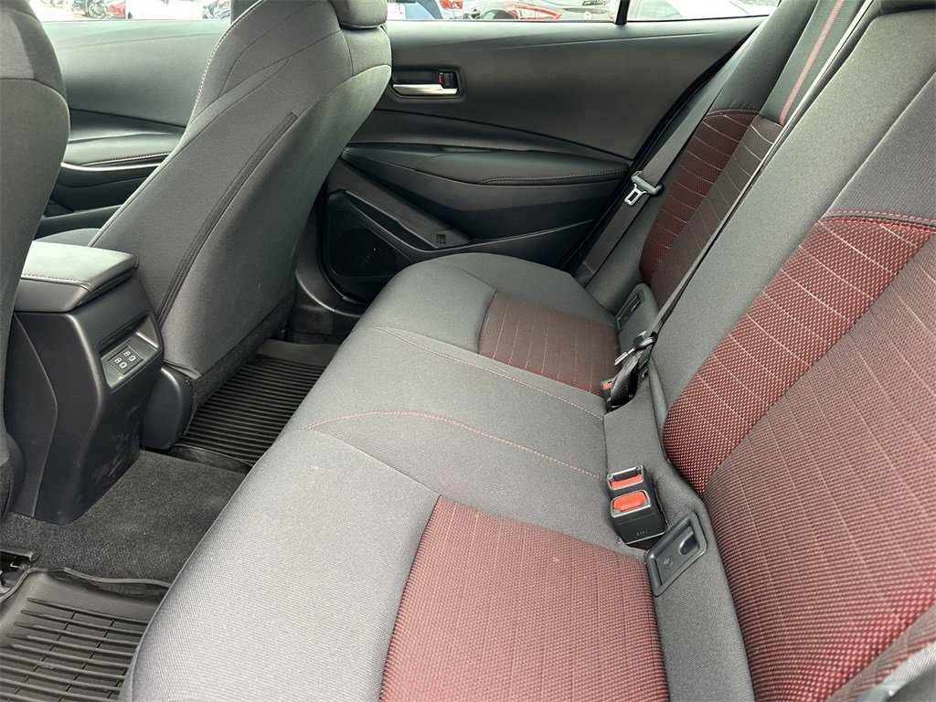 Used 2025 Toyota Corolla SE image 16