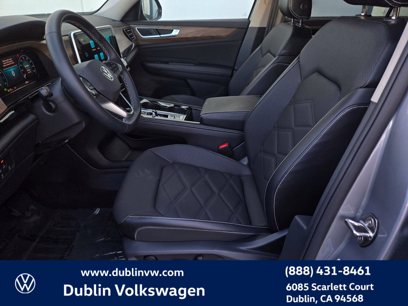 Used 2024 Volkswagen Atlas SE AWD/4WD image 18