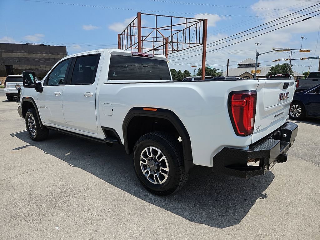 Used 2023 GMC Sierra 2500 AT4 w/ Gooseneck/5TH Wheel Package AWD/4WD image 4