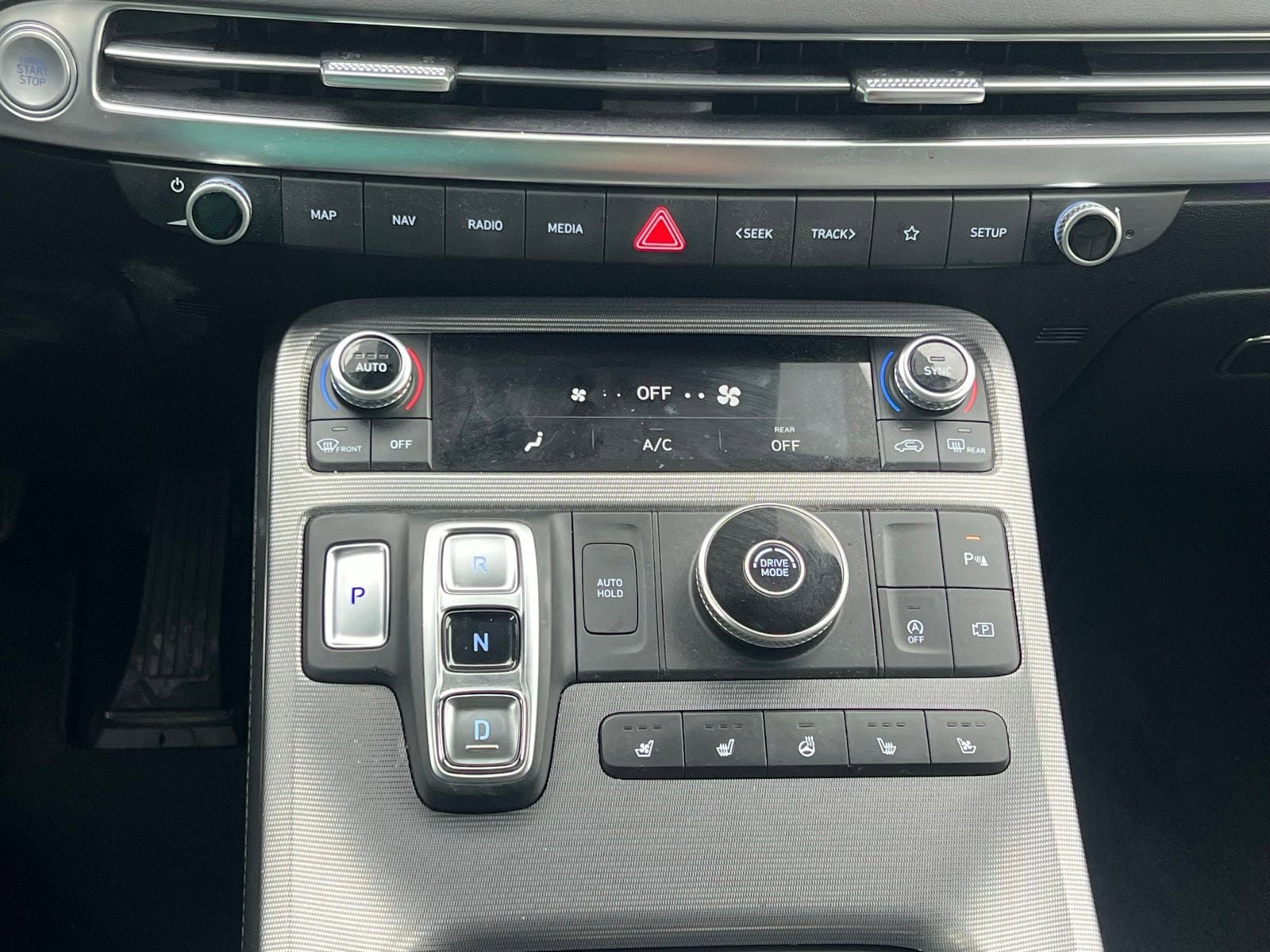 Used 2024 Hyundai Palisade Calligraphy FWD image 38