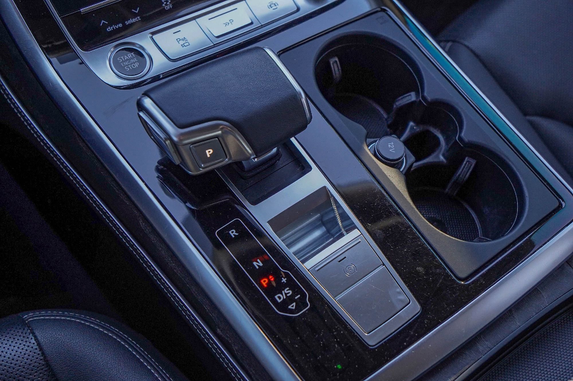 Used 2023 Audi Q8 Prestige w/ Prestige Package image 19