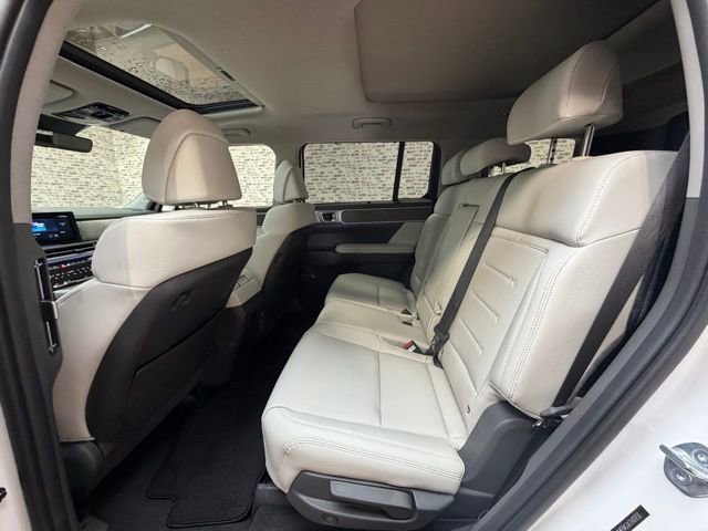 New 2026 Hyundai Santa Fe Limited image 13