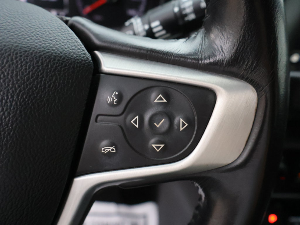 Used 2018 GMC Terrain SLE w/ Driver Convenience Package FWD image 29