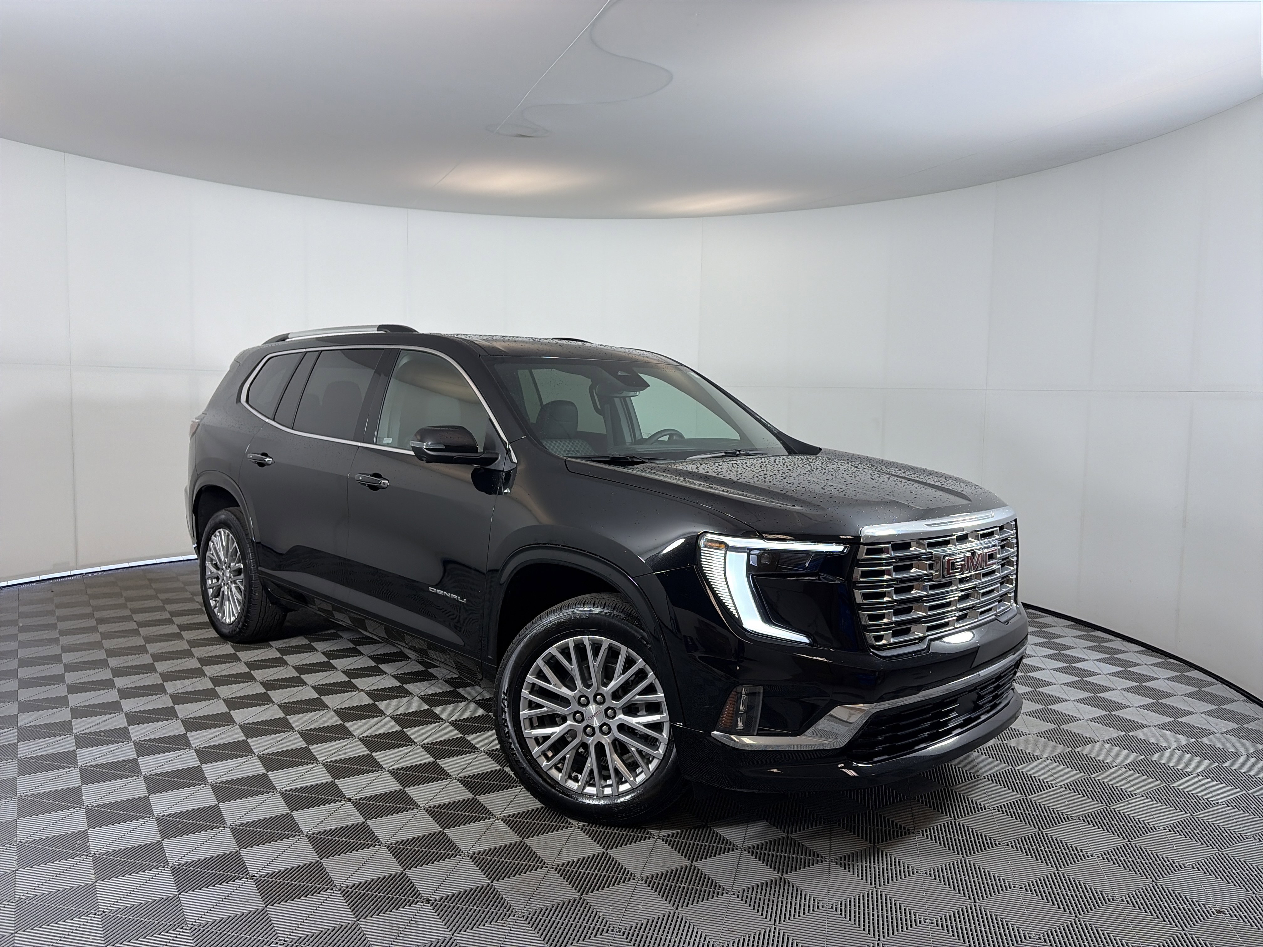 Certified 2024 GMC Acadia Denali w/ LPO, Floor Liner Package AWD/4WD image 1